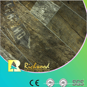 8.3mm Woodgrain Texture Water Resistant Laminatboden